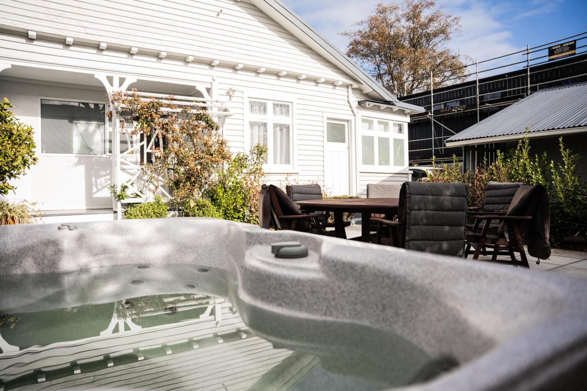 Charming 1920S Villa On Bealey Ave Christchurch Exterior photo